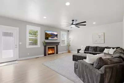 1369 W 725 S, Layton, UT 84041 - Photo 9