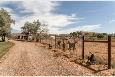 9581 E 8000 N, Lapoint, UT 84039 - Photo 39