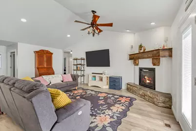 1475 E Harvey Rd, Fruit Heights, UT 84037 - Photo 7