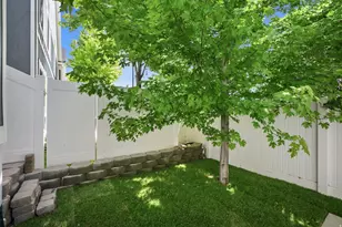 10682 S Bridlewood Ln E, Sandy, UT 84092 - Photo 27