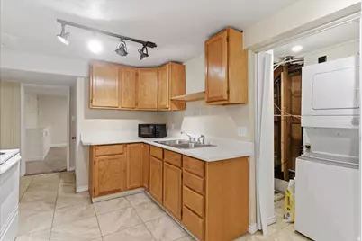185 E 1100 S, Bountiful, UT 84010 - Photo 23