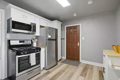 320 S 320 W, Tooele, UT 84074 - Photo 7