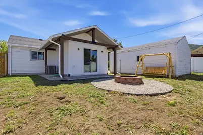 320 S 320 W, Tooele, UT 84074 - Photo 17