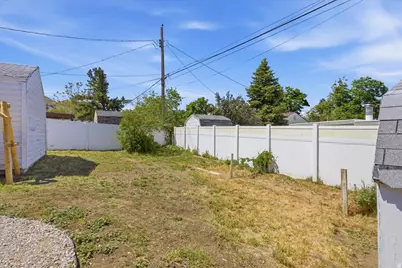 320 S 320 W, Tooele, UT 84074 - Photo 17