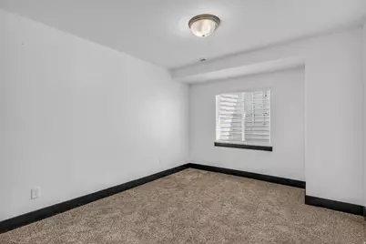 5361 W Dolomite Dr, Highland, UT 84003 - Photo 35
