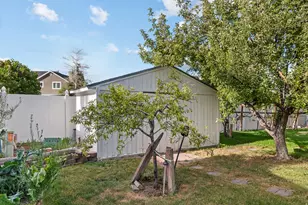 1366 W Palmer Ln, South Jordan, UT 84095 - Photo 37