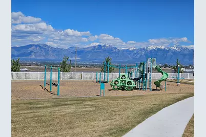6720 S Window Peak Way W, West Jordan, UT 84081 - Photo 27