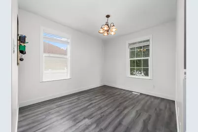 7901 N Weeping Ash Dr, Eagle Mountain, UT 84005 - Photo 5