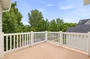 7901 N Weeping Ash Dr, Eagle Mountain, UT 84005 - Photo 17