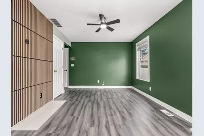 7901 N Weeping Ash Dr, Eagle Mountain, UT 84005 - Photo 9