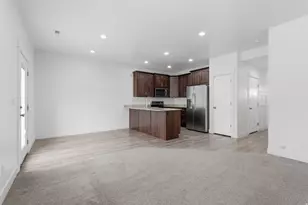 428 E 1625 N, North Ogden, UT 84404 - Photo 9