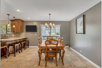 7087 E Pine Cone S, Cottonwood Heights, UT 84121 - Photo 5