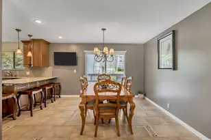 7087 E Pine Cone S, Cottonwood Heights, UT 84121 - Photo 5