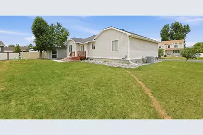 114 Spyglass Dr, Stansbury Park, UT 84074 - Photo 23