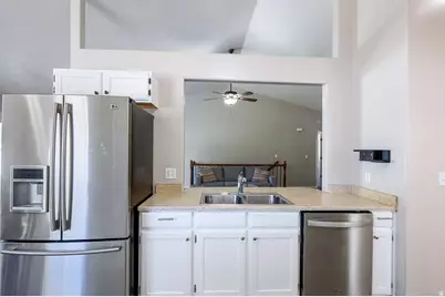 107 N Crystal Bay Dr W, Stansbury Park, UT 84074 - Photo 11