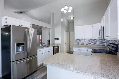 107 N Crystal Bay Dr W, Stansbury Park, UT 84074 - Photo 9