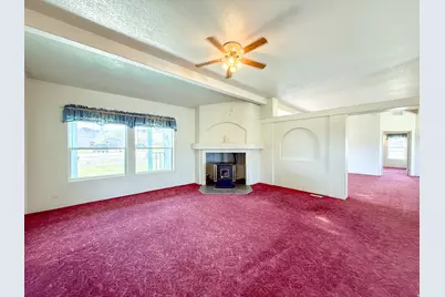 141 S 100 E, Emery, UT 84522 - Photo 7