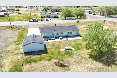 141 S 100 E, Emery, UT 84522 - Photo 15