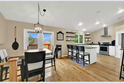 8975 E Pineview Dr, Huntsville, UT 84317 - Photo 13