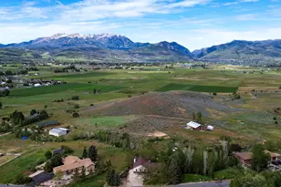 8975 E Pineview Dr, Huntsville, UT 84317 - Photo 37