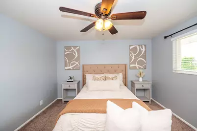 786 E Shannon Rd, Kaysville, UT 84037 - Photo 23