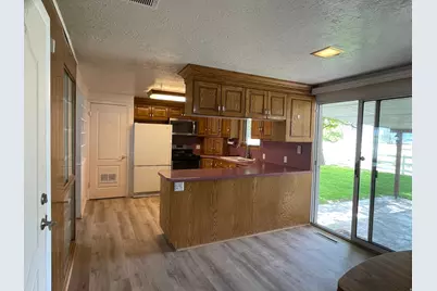 438 E Main St, Elsinore, UT 84724 - Photo 17