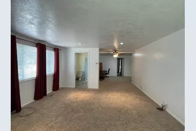 438 E Main St, Elsinore, UT 84724 - Photo 29