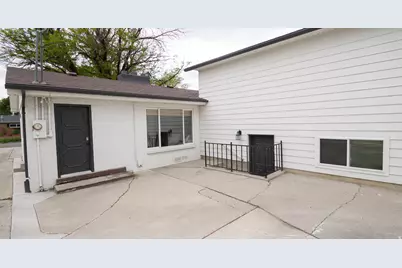 132 W Washington Ave S, Murray, UT 84107 - Photo 29