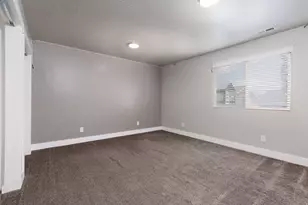 12717 S Diamondback Dr, Riverton, UT 84096 - Photo 9