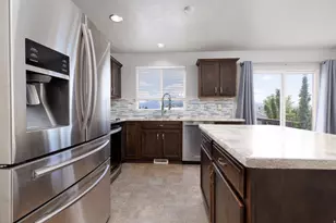 12717 S Diamondback Dr, Riverton, UT 84096 - Photo 5