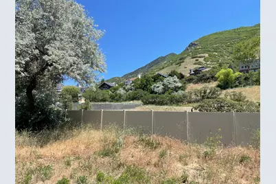 7657 S Avondale Dr E, Salt Lake City, UT 84121 - Photo 3