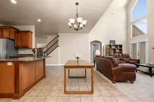 255 E 1300 N, Mapleton, UT 84664 - Photo 5