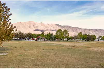 4370 N Angies Aly, Eagle Mountain, UT 84005 - Photo 39