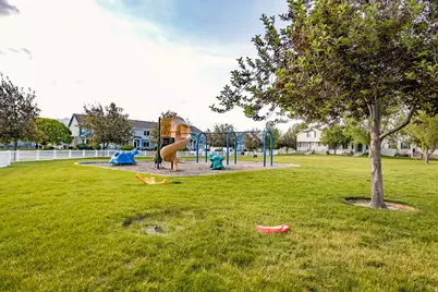 4370 N Angies Aly, Eagle Mountain, UT 84005 - Photo 37