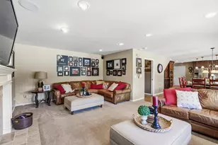 2114 W Surrey Circle, Taylorsville, UT 84129 - Photo 9