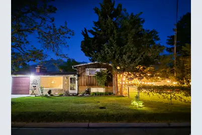 7431 S 2040 E, Cottonwood Heights, UT 84121 - Photo 47