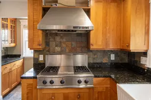 8938 S Midvalley Dr W, West Jordan, UT 84088 - Photo 11