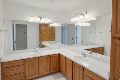 8938 S Midvalley Dr W, West Jordan, UT 84088 - Photo 25
