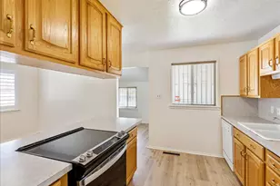 1324 N Victoria Way, Salt Lake City, UT 84116 - Photo 11