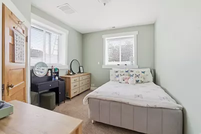 220 W 300 N, Hyde Park, UT 84318 - Photo 17
