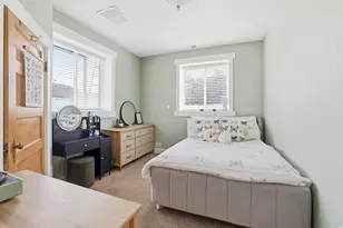 220 W 300 N, Hyde Park, UT 84318 - Photo 17
