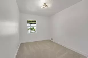 122 E 400 N, Tooele, UT 84074 - Photo 11