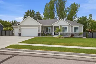 638 E 2000 N, North Logan, UT 84341 - Photo 3