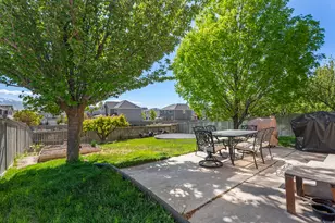 7092 N Cherokee St, Eagle Mountain, UT 84005 - Photo 19