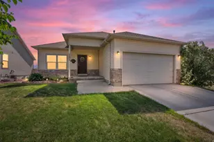 7092 N Cherokee St, Eagle Mountain, UT 84005 - Photo 21