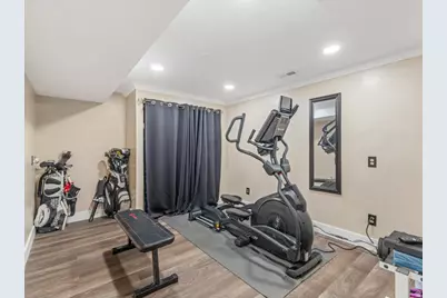 9135 S Morningview Dr E, Sandy, UT 84094 - Photo 31