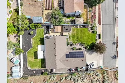 9135 S Morningview Dr E, Sandy, UT 84094 - Photo 5