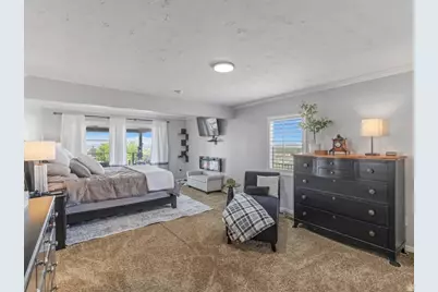 9135 S Morningview Dr E, Sandy, UT 84094 - Photo 19