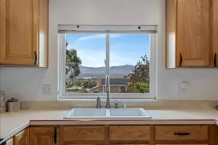 9135 S Morningview Dr E, Sandy, UT 84094 - Photo 9