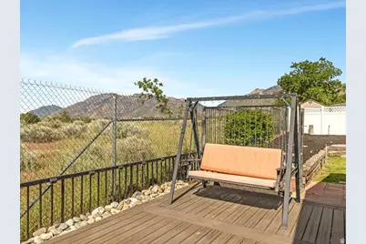 9135 S Morningview Dr E, Sandy, UT 84094 - Photo 37